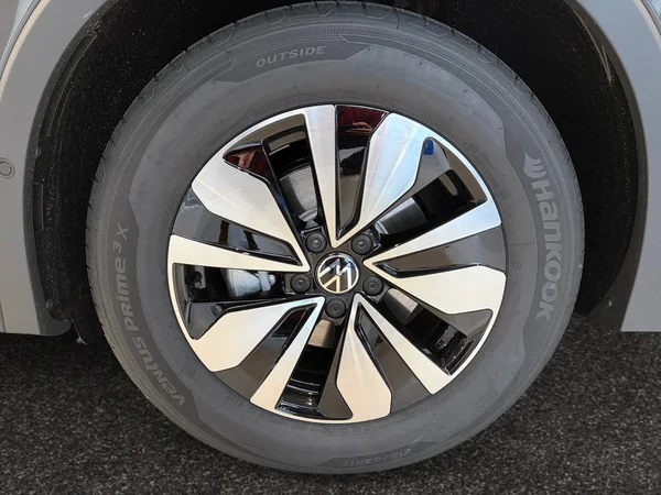VOLKSWAGEN Tiguan (2026) — foto 19 van 21