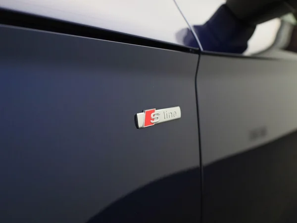 Audi Q5 (2023) — foto 39 van 53