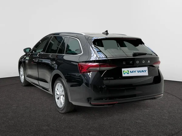 SKODA Octavia Combi (2026) — foto 14 van 17