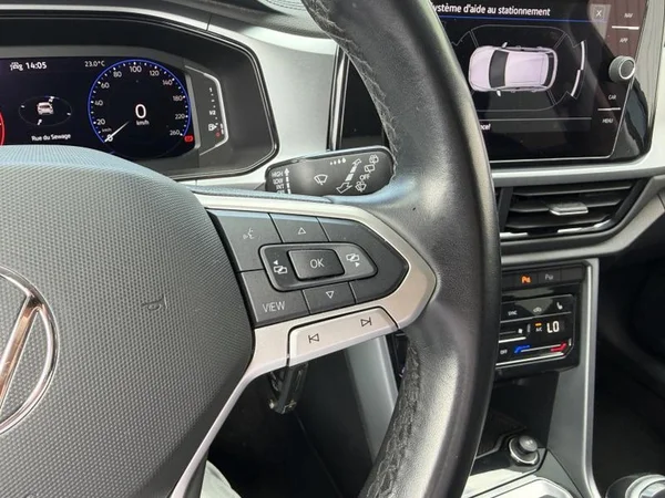 VOLKSWAGEN T-Roc (2022) — foto 10 van 29