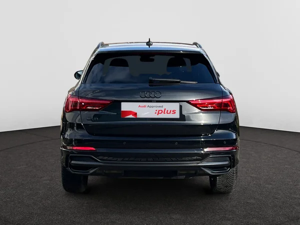 AUDI Q3 PHEV (2022) — foto 22 van 24