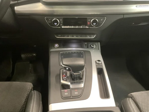 AUDI Q5 PHEV (2021) — foto 3 van 22