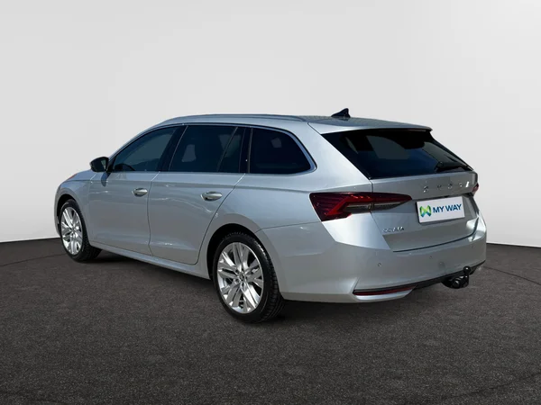 SKODA Octavia Combi (2025) — foto 18 van 24