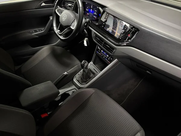 VOLKSWAGEN Polo (2022) — foto 15 van 16
