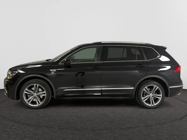 VOLKSWAGEN Tiguan Allspace (2019) — foto 13 van 16