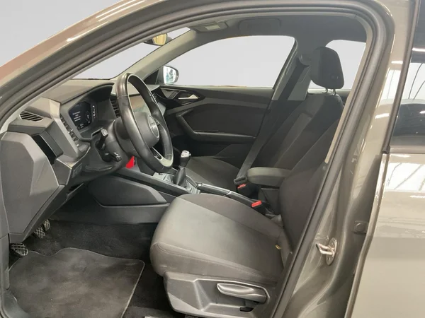 AUDI A1 Allstreet (2023) — foto 20 van 20