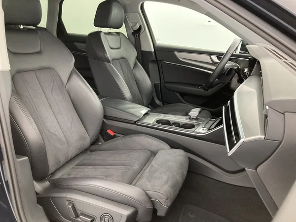 AUDI A6 Avant (2024) — foto 30 van 36
