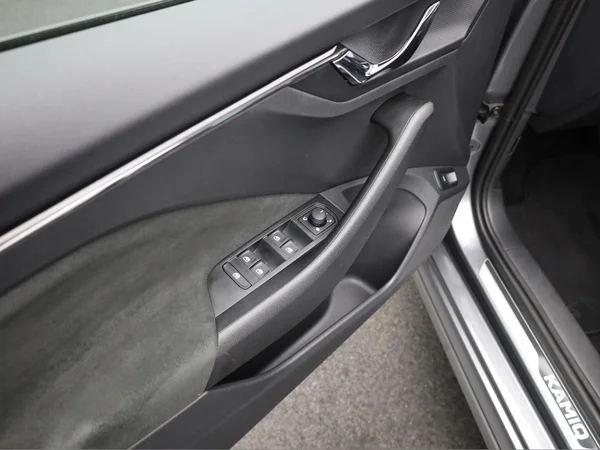SKODA Kamiq (2024) — foto 6 van 23