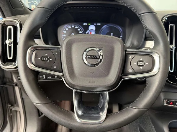 Volvo XC40 (2022) — foto 9 van 21