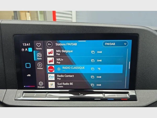 Volkswagen Caddy Maxi (2022) — foto 14 van 30