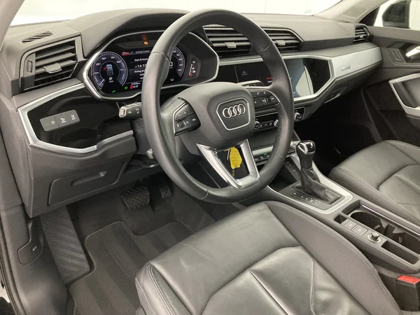 AUDI Q3 Sportback PHEV (2022) — foto 15 van 36