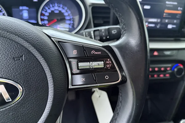 Kia Xceed (2021) — foto 8 van 20