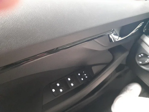SKODA Kamiq (2025) — foto 10 van 23