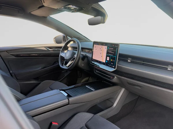 VOLKSWAGEN ID.7 Tourer (2025) — foto 17 van 23