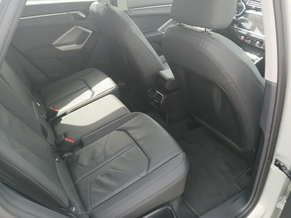AUDI Q3 Sportback PHEV (2023) — foto 6 van 21