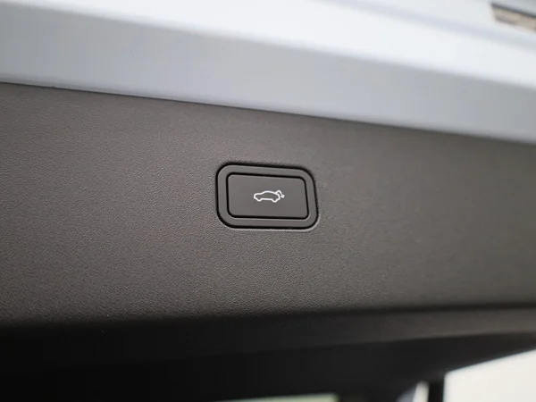 Volvo EX30 (2024) — foto 7 van 48
