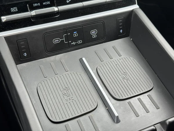 Hyundai Santa Fe (2025) — foto 9 van 29