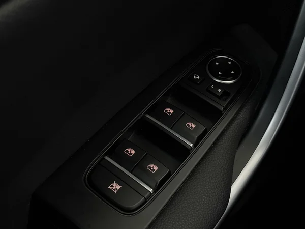 KIA Cee'd (2022) — foto 19 van 30