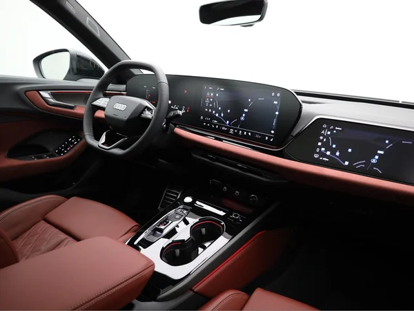 AUDI S5 Avant (2026) — foto 16 van 22