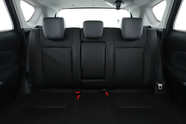Suzuki SX4 (2018) — foto 6 van 16