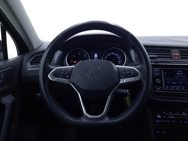 Volkswagen Tiguan (2023) — foto 5 van 37
