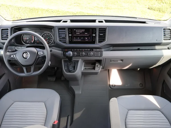 Volkswagen Crafter (2020) — foto 17 van 23