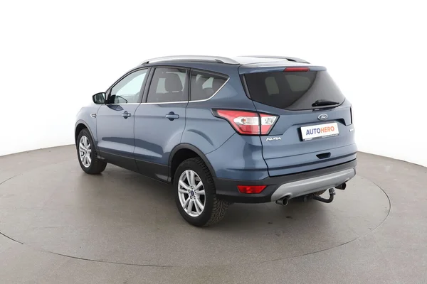 Ford Kuga (2018) — foto 10 van 16