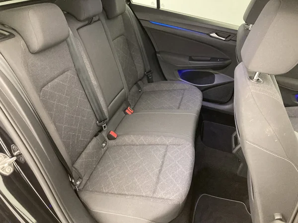 VOLKSWAGEN Golf Variant VIII (2021) — foto 6 van 36
