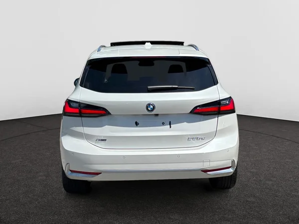 BMW 2 Active Tourer (U06) (2025) — foto 19 van 24