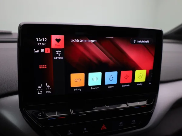 Volkswagen ID.4 (2023) — foto 22 van 41