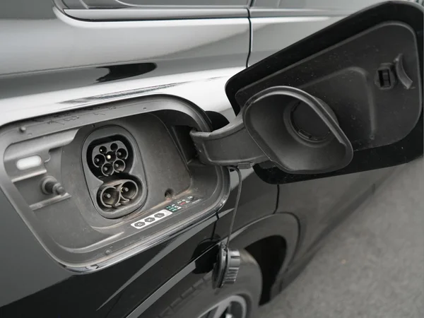 AUDI Q4 e-tron (2025) — foto 10 van 30