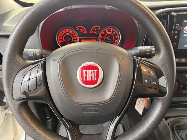 Fiat Doblo (2023) — foto 6 van 27