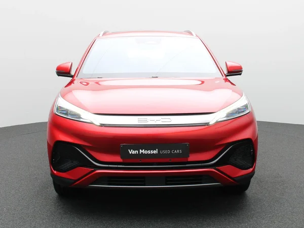 BYD ATTO 3 (2023) — foto 28 van 33