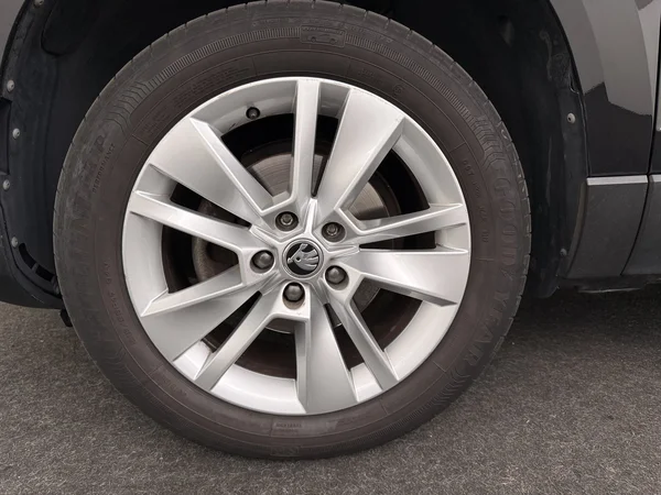 SKODA Karoq (2022) — foto 7 van 27