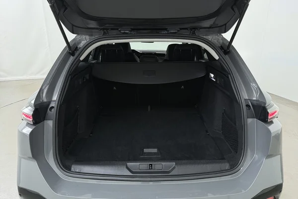 Peugeot 308 SW (2024) — foto 14 van 18