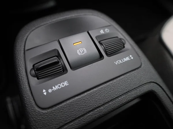 Fiat 500e (2023) — foto 25 van 44