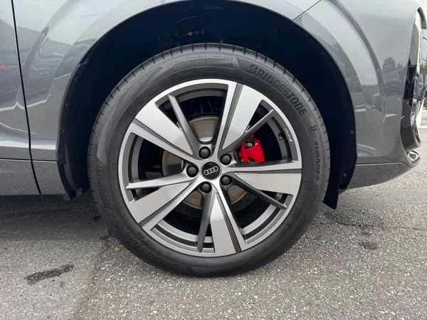 AUDI Q3 SUV (2025) — foto 23 van 24