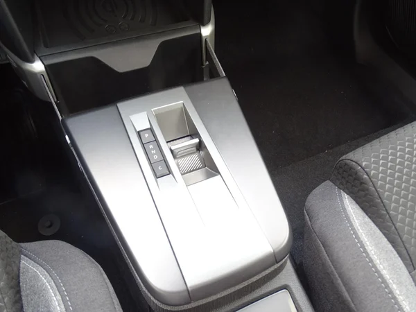 Opel Frontera (2025) — foto 19 van 28