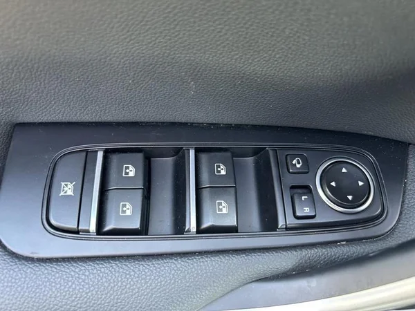 KIA XCeed (2024) — foto 25 van 35