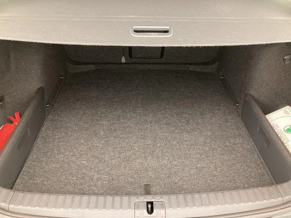 SKODA Octavia Combi (2025) — foto 15 van 36