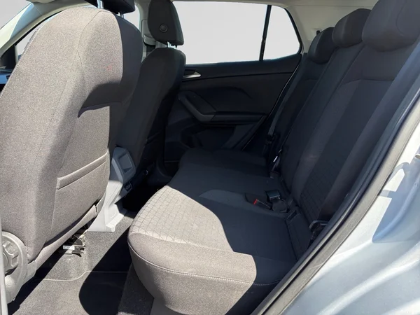 VOLKSWAGEN T-Cross (2019) — foto 9 van 11
