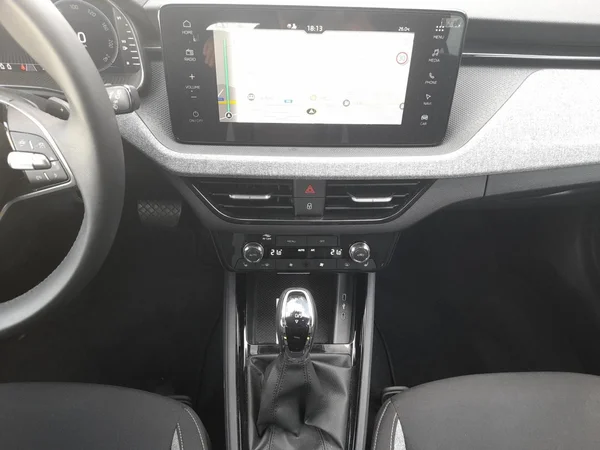 SKODA Scala (2025) — foto 18 van 23