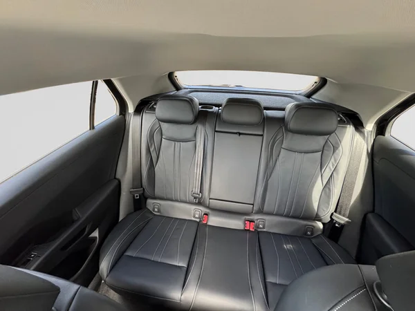 VOLKSWAGEN T-Roc (2026) — foto 9 van 22
