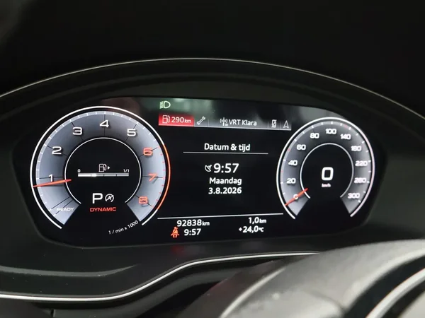 Audi A4 (2022) — foto 18 van 25