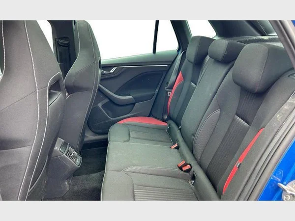 Skoda KAMIQ (2021) — foto 3 van 30