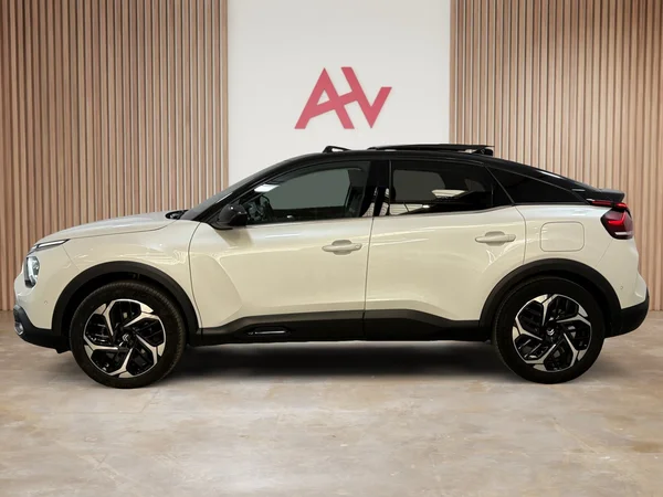 Citroen C4 (2023) — foto 2 van 31