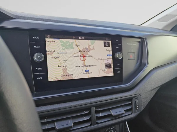 VOLKSWAGEN Polo (2020) — foto 9 van 20