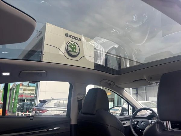 SKODA Enyaq Coupé (2023) — foto 29 van 40