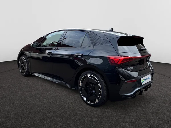 CUPRA Born (2024) — foto 12 van 17