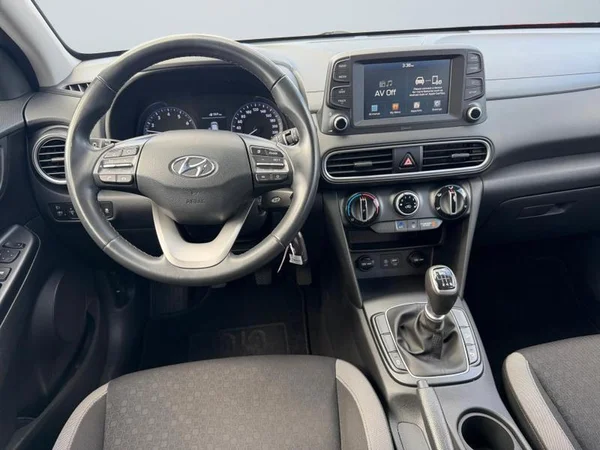 HYUNDAI Kona (2018) — foto 5 van 31